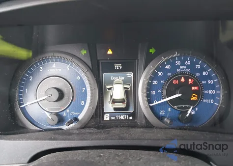 2015 Toyota Sienna Xle 8 Passenger from USA, damaged, VIN 5TDYK3DC7FS615377